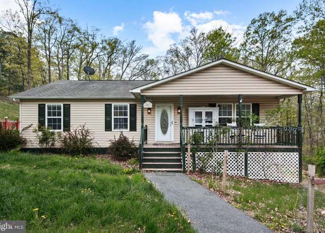 Property at 31 Old Oak Ln, Front Royal, VA 22630, 3 beds, 2 baths