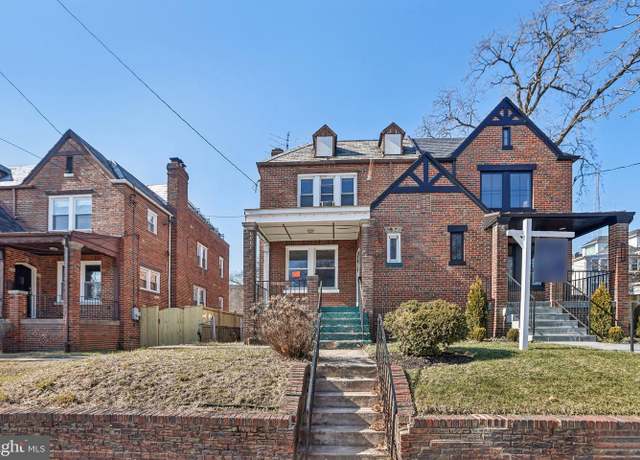 Property at 5724 6th St NW, Washington, DC 20011, 4 beds, 3.5 baths