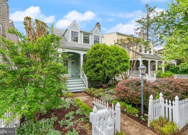 Property at 4339 Brandywine St NW, Washington, DC 20016, 4 beds, 3.5 baths