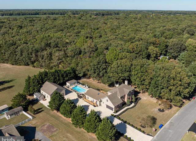 Property at 4 Gardenia Blvd, Greenwood, DE 19950, 7 beds, 6 baths