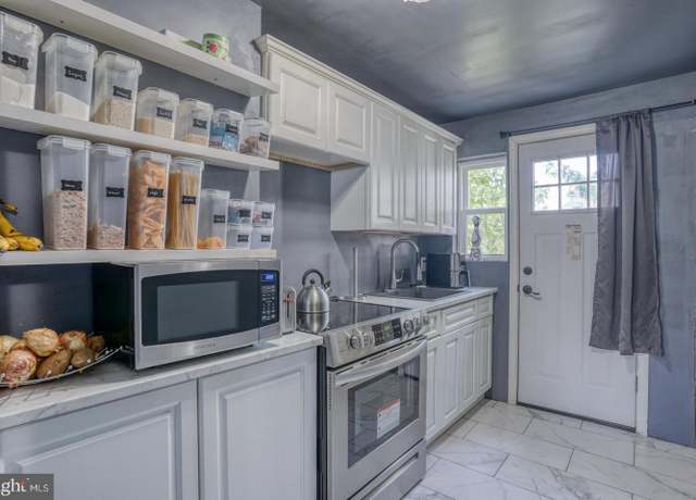 Property at 1314 Cypress Ave, Wilmington, DE 19805, 3 beds, 1 bath