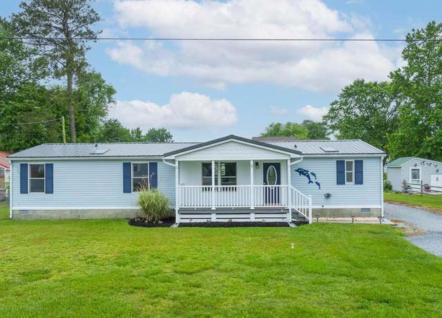 Property at 31392 Oak St, Ocean View, DE 19970, 4 beds, 2 baths