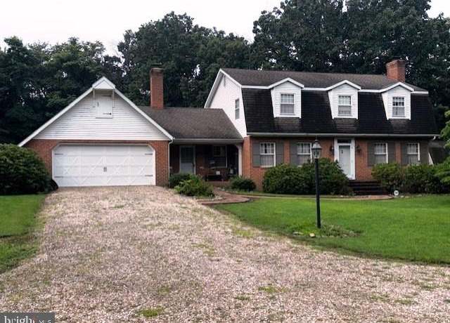 Property at 22161 Pondsville Rd, Hagerstown, MD 21742, 3 beds, 2.5 baths
