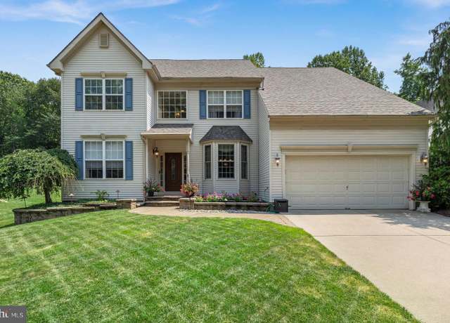 Property at 5 Trakenner Walk, Sewell, NJ 08080, 4 beds, 3 baths