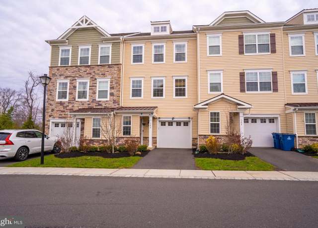Property at 102 Matutina Rd, Monroe Township, NJ 08831, 3 beds, 2 baths