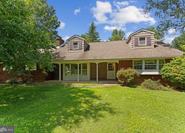 Property at 215 Bethel Rd, Spring City, PA 19475, 3 beds, 2.5 baths