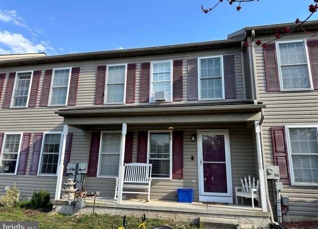 Property at 770 Knoll Dr, Mount Joy, PA 17552, 3 beds, 1.5 baths