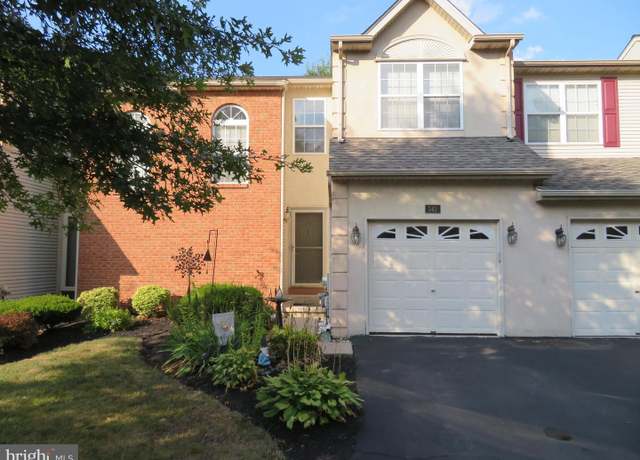 Property at 343 Hamilton Dr, Harleysville, PA 19438, 3 beds, 2.5 baths
