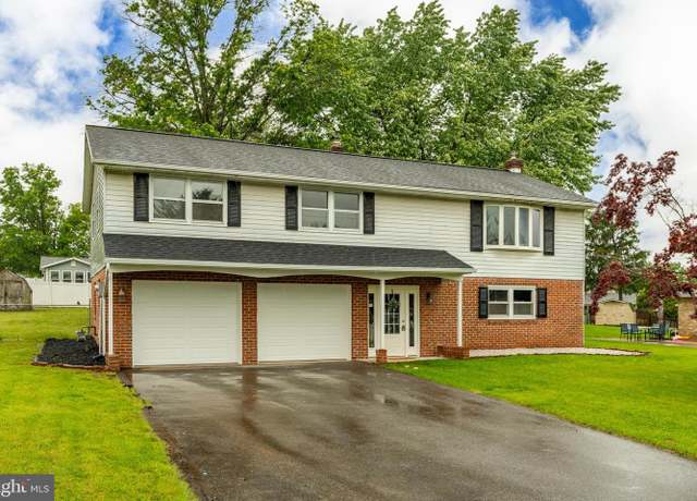 Property at 3620 Holly Rd, Dover, PA 17315, 3 beds, 2 baths