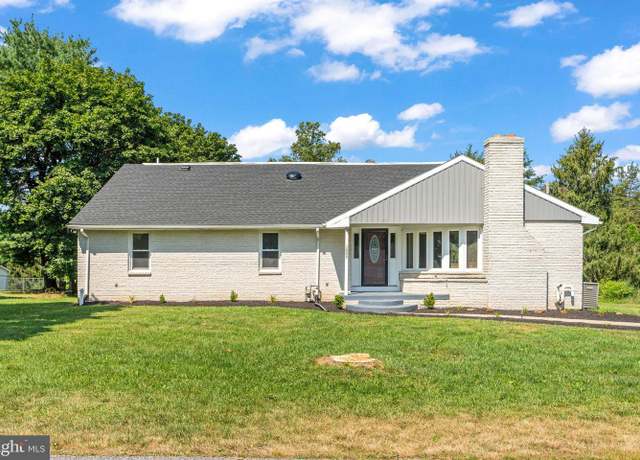 Property at 1005 2nd Ave, Manchester, PA 17345, 6 beds, 4 baths