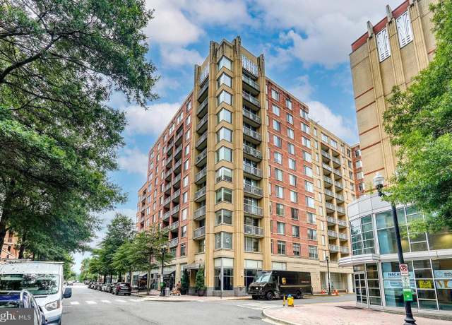 Property at 1020 Highland St N #311, Arlington, VA 22201, 1 bed, 1 bath