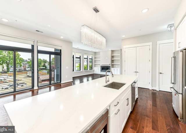 Property at 2 Stationmaster St SE #302, Leesburg, VA 20175, 2 beds, 2 baths