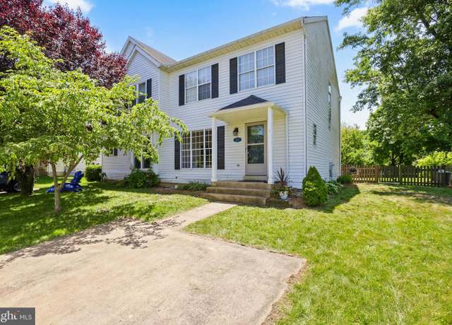 Property at 27 Frye Ct, Lovettsville, VA 20180, 3 beds, 2.5 baths