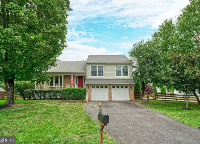 Property at 8005 Rocky Run Rd, Gainesville, VA 20155, 4 beds, 3 baths