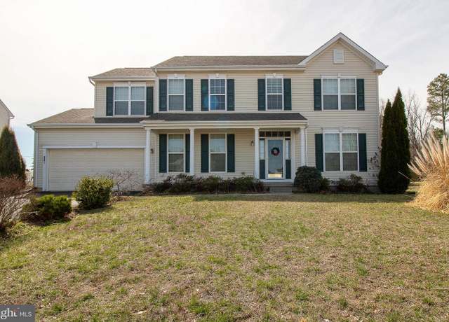Property at 381 Grayton Dr, Smyrna, DE 19977, 4 beds, 2.5 baths