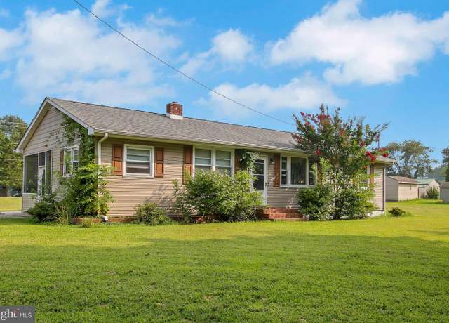 Property at 803 Culbreath St, Smyrna, DE 19977, 2 beds, 1 bath