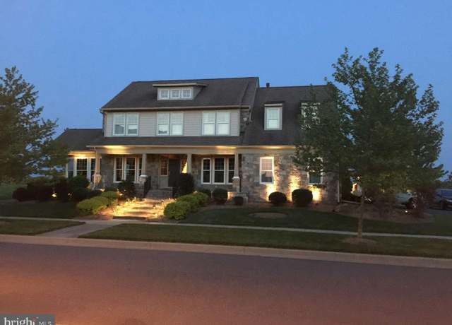 Property at 448 Spring Hollow Dr, Middletown, DE 19709, 5 beds, 5.5 baths