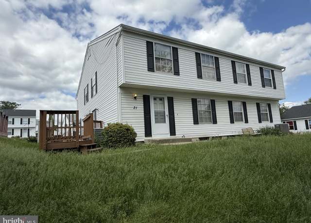 Property at 21 Ewing Dr Unit C, Reisterstown, MD 21136, 2 beds, 1.5 baths