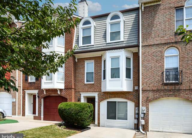 Property at 42 Victoria Sq, Frederick, MD 21702, 3 beds, 3 baths