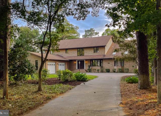 Property at 17727 Saint Inigoes Rd, Saint Inigoes, MD 20684, 4 beds, 3.5 baths