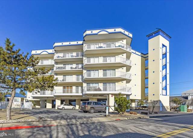 Property at 305 11th St #401, Ocean City, MD 21842, 3 beds, 2 baths