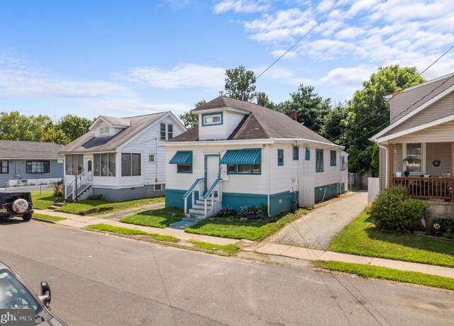 Property at 131 Homecrest Ave, Ewing, NJ 08638, 3 beds, 1 bath