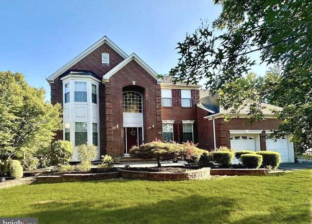 Property at 16 Lockewood Ln, East Windsor, NJ 08520, 5 beds, 4 baths