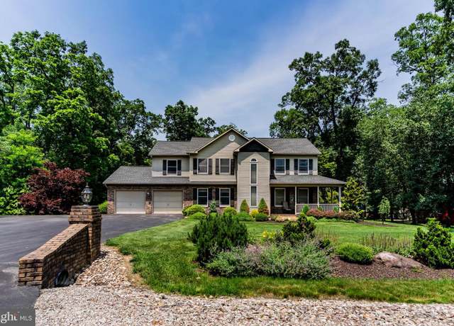 Property at 61 Sedgwick Dr, East Berlin, PA 17316, 4 beds, 2.5 baths