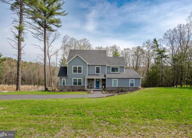 Property at 131 Chinaberry Way, Kunkletown, PA 18058, 3 beds, 2.5 baths