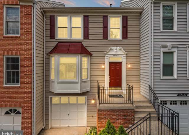 Property at 12784 Dogwood Hills Ln, Fairfax, VA 22033, 3 beds, 3 baths