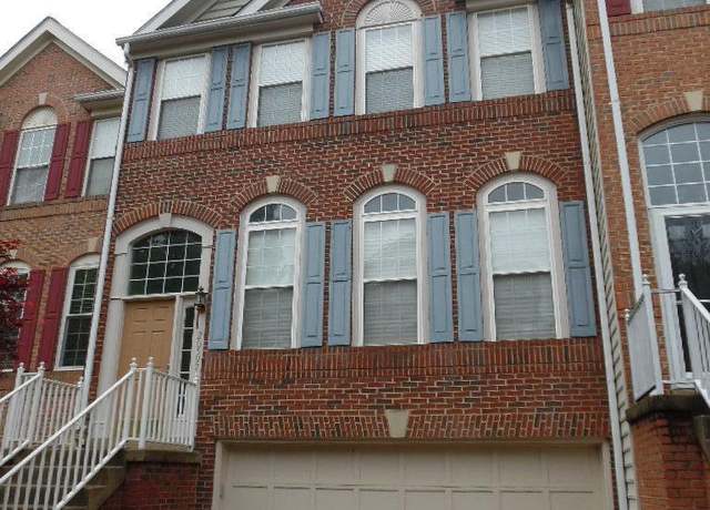 Property at 20597 Glenmere Sq, Sterling, VA 20165, 3 beds, 3.5 baths