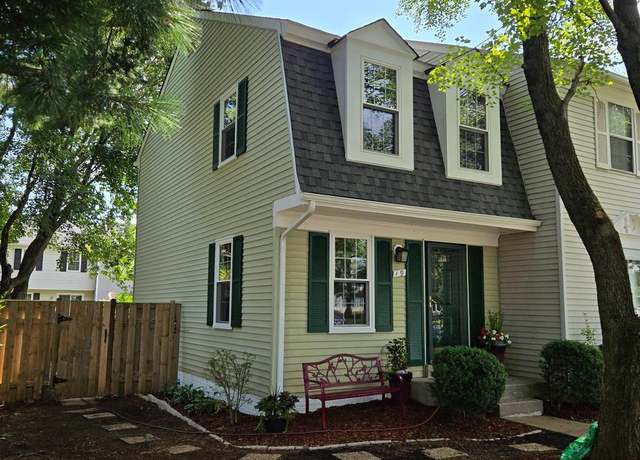 Property at 19 Dulany Ct, Sterling, VA 20165, 2 beds, 2 baths