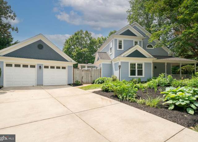 Property at 4501 Peppermill Ct, Dumfries, VA 22025, 4 beds, 3 baths