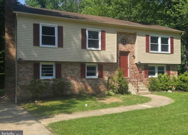 Property at 205 Vine Pl, Stafford, VA 22554, 5 beds, 3 baths