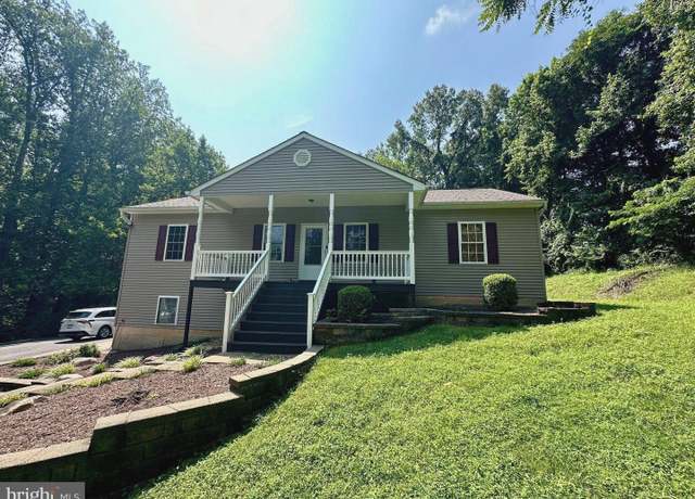 Property at 30 Chelsea Manor Ln, Stafford, VA 22554, 3 beds, 3 baths