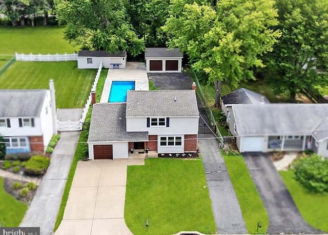 Property at 2107 Othoson Ave, Wilmington, DE 19808, 3 beds, 4 baths