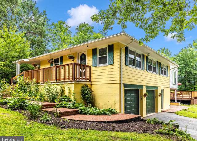 Property at 8911 Opossumtown Pike, Frederick, MD 21702, 6 beds, 3 baths
