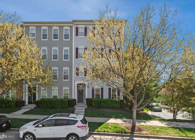 Property at 688 Orchard Ridge Dr #100, Gaithersburg, MD 20878, 3 beds, 2 baths
