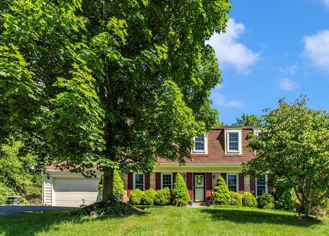 Property at 10808 Middleboro Dr, Damascus, MD 20872, 4 beds, 3 baths