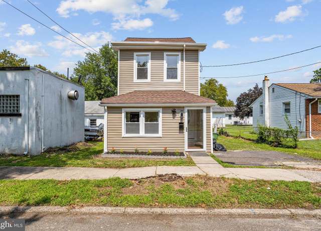 Property at 523 W 5th St, Palmyra, NJ 08065, 4 beds, 1.5 baths