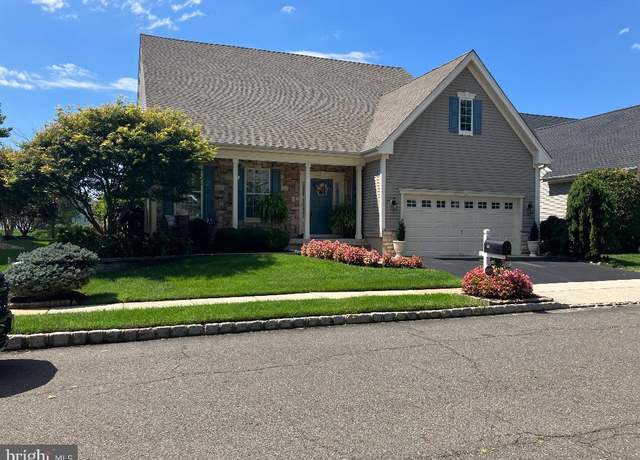 Property at 46 Morning Glory Dr, Marlton, NJ 08053, 4 beds, 3 baths