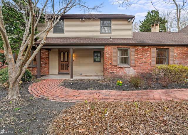 Property at 740 Libby Ln, Feasterville Trevose, PA 19053, 4 beds, 4 baths