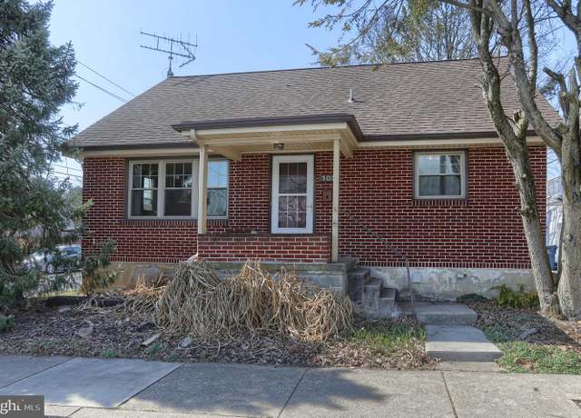 Property at 102 N Duke St, Hummelstown, PA 17036, 4 beds, 1.5 baths