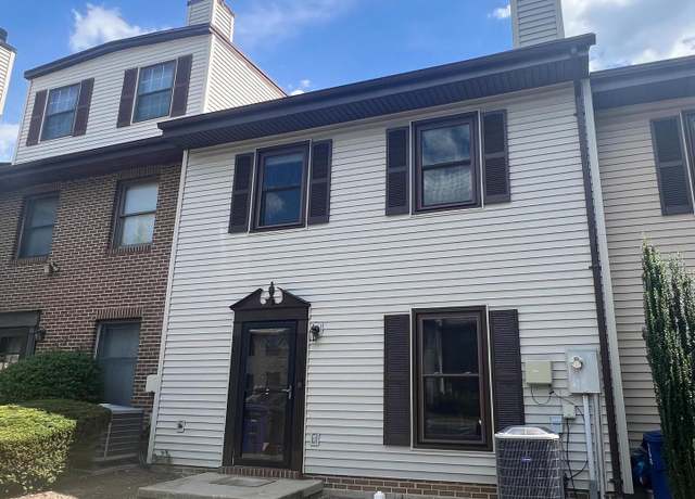 Property at 4103 11th Pl N, Arlington, VA 22201, 2 beds, 2 baths