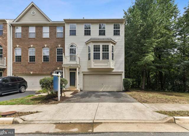 Property at 6731 Dorothy Giles Ct, Alexandria, VA 22315, 3 beds, 2.5 baths