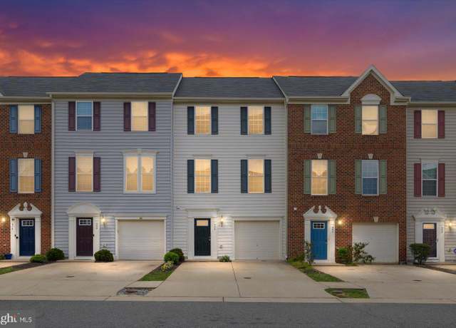 Property at 206 Spring Park Ln #50, Fredericksburg, VA 22405, 3 beds, 2.5 baths