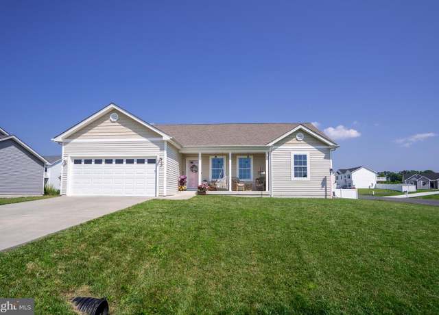 Property at 625 Jensen Way, Martinsburg, WV 25401, 3 beds, 2 baths