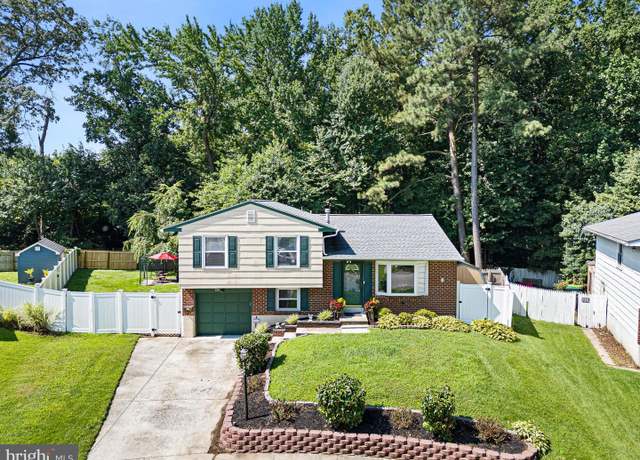 Property at 129 Dunsinane Dr, New Castle, DE 19720, 3 beds, 1.5 baths