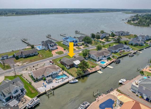 Property at 28 Marshall Rd, Rehoboth Beach, DE 19971, 3 beds, 2 baths