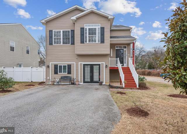 Property at 8100 Solley Rd, Pasadena, MD 21122, 4 beds, 3 baths